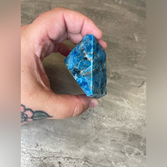 Blue Apatite Crystal Freeform - Picture 2 of 2